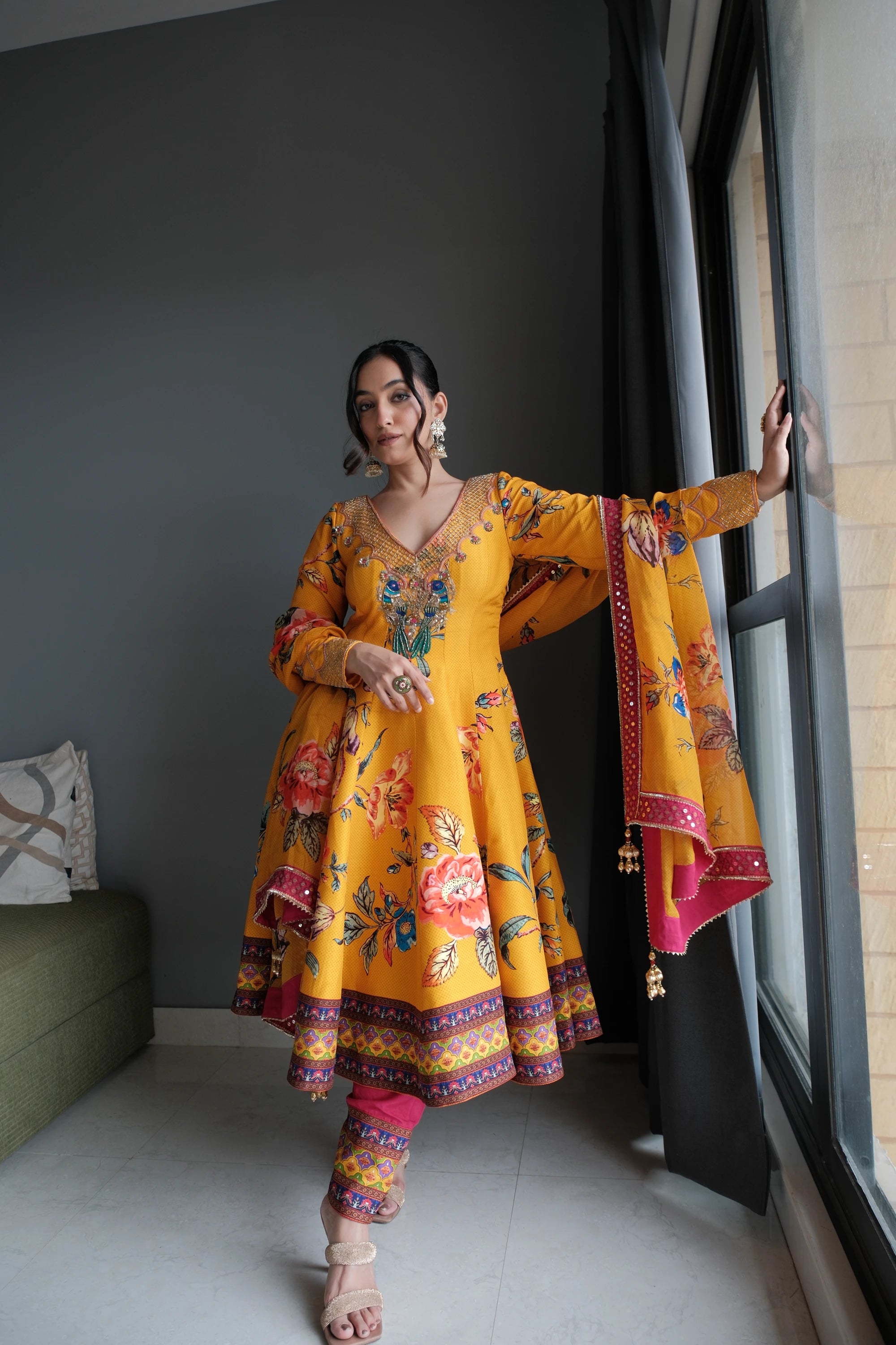 Daizy in Ihara Anarkali Set