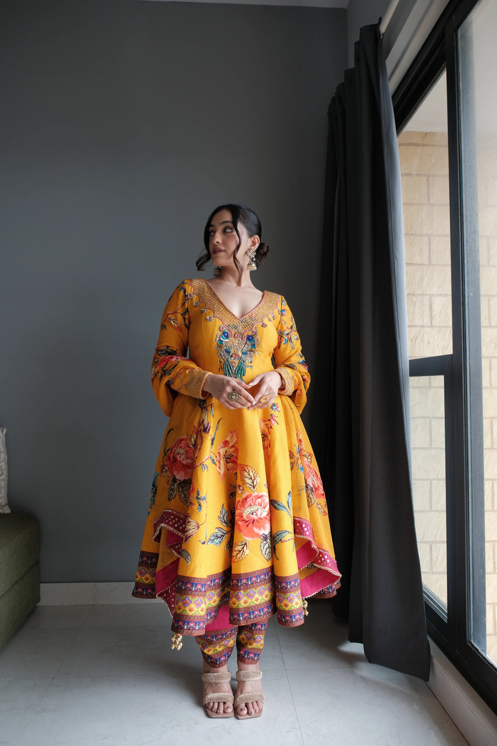Daizy in Ihara Anarkali Set