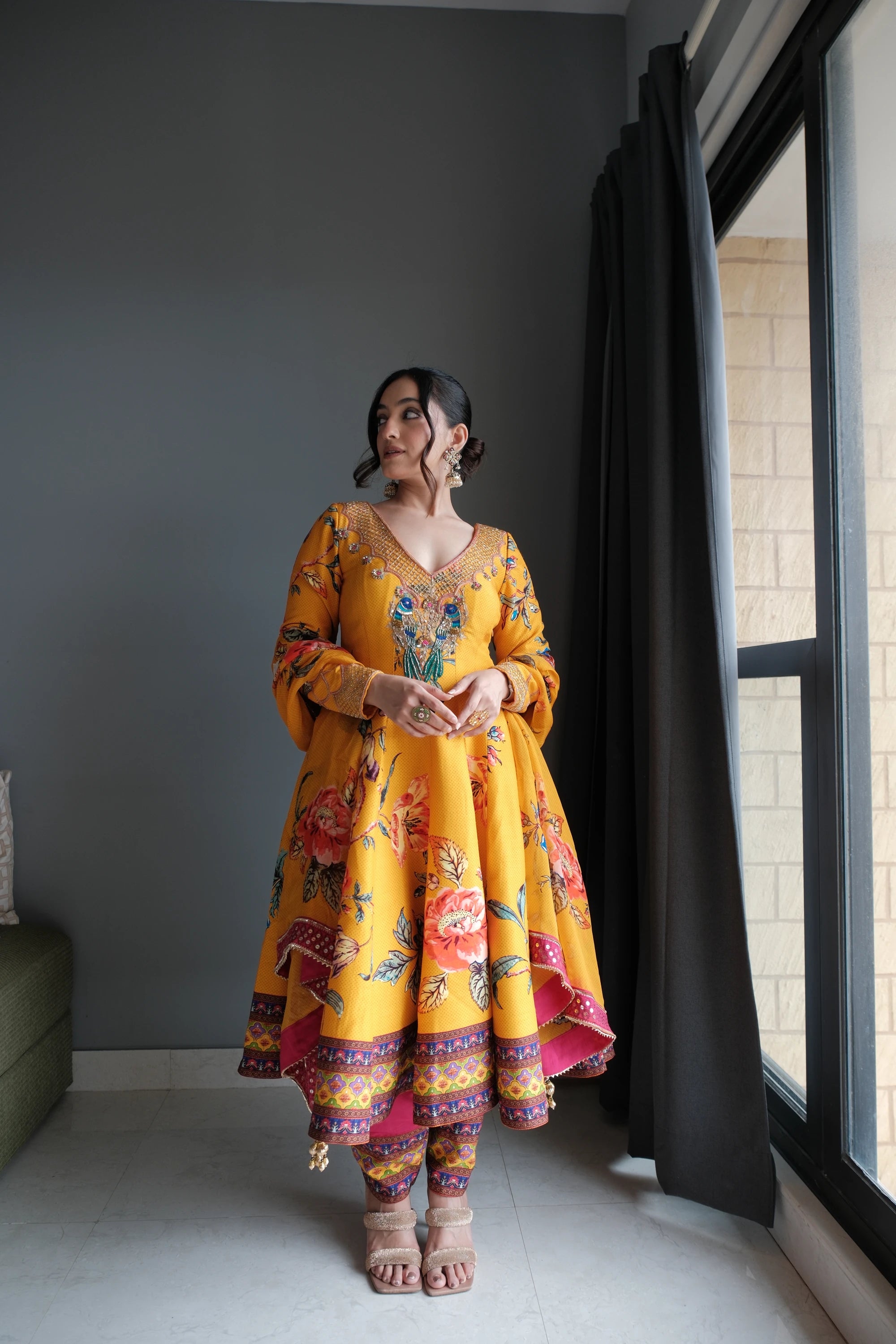 Daizy in Ihara Anarkali Set