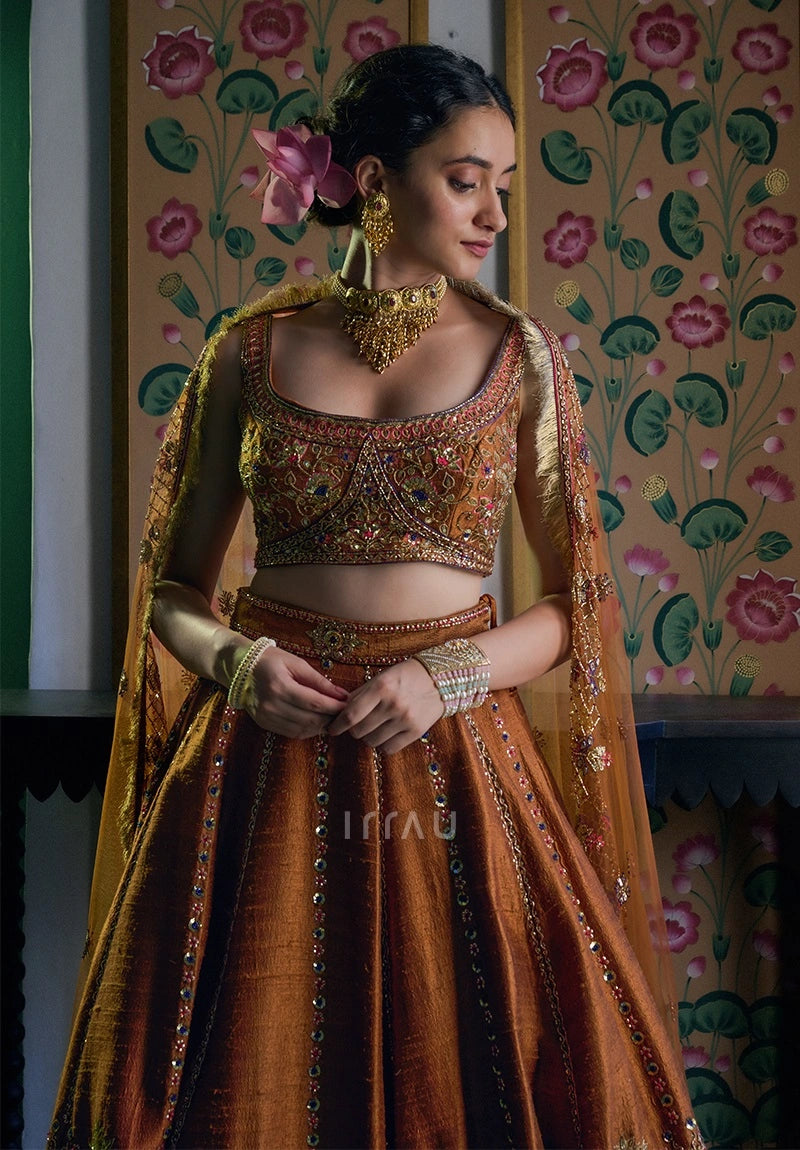 Mehtab Raza Mehtab Lehenga set by Irrau - Samir Mantri – Atelier Irrau